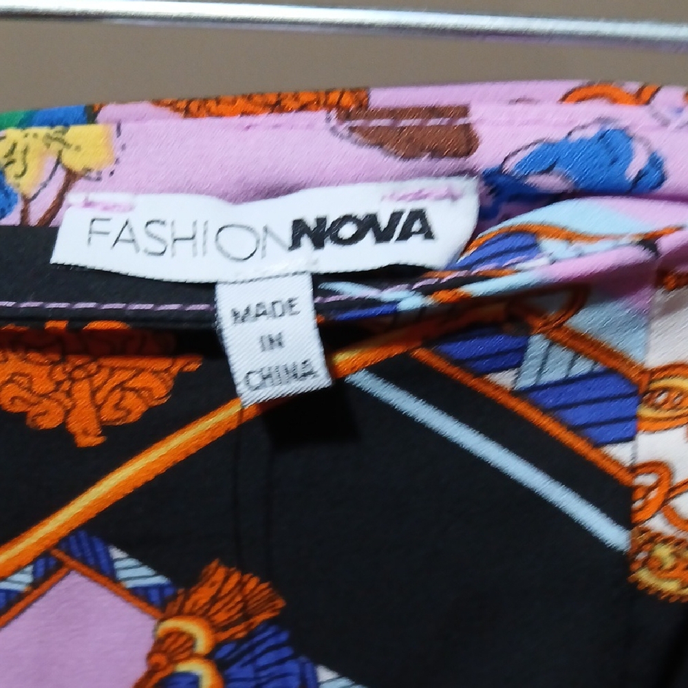 Fashion Nova Multicolor Mini Skirt NWT - Picture 6 of 6